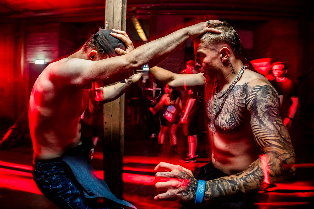 Loading... just a sec